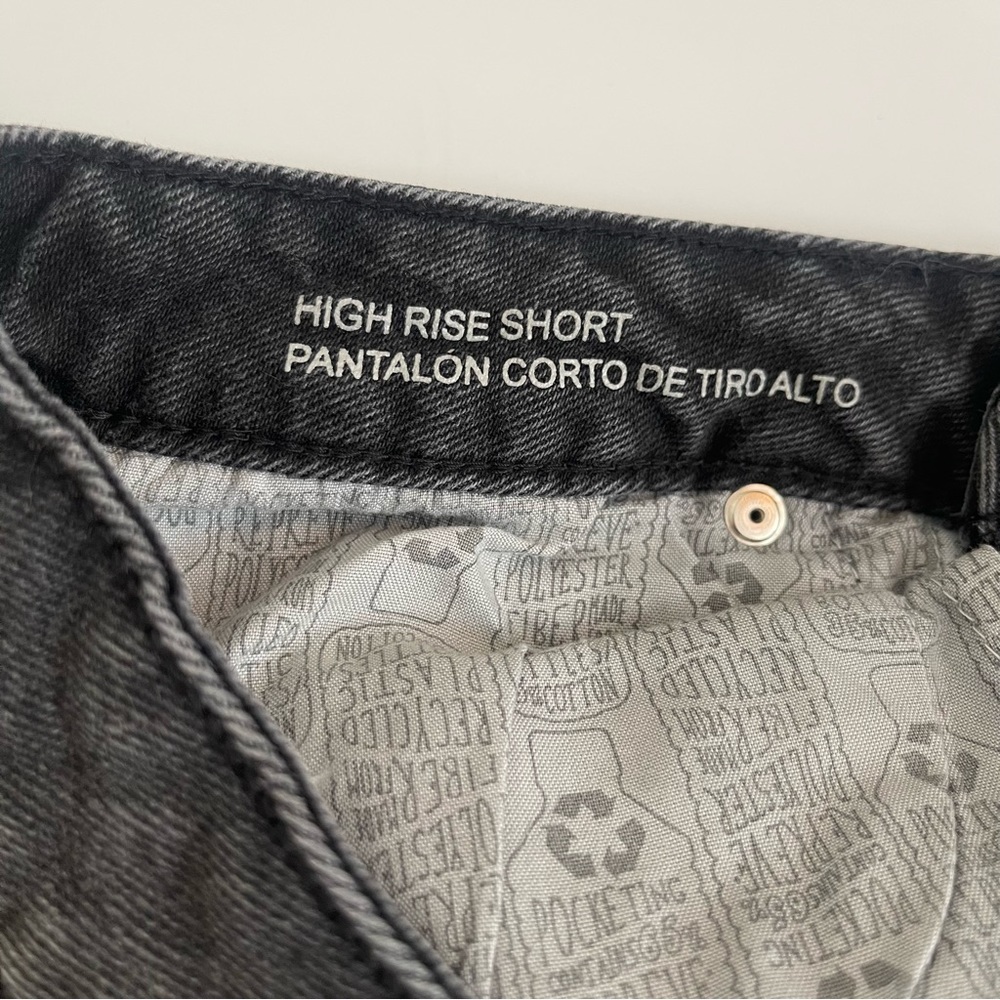 Distressed High Rise Shorty Shorts - Picture 4 of 7